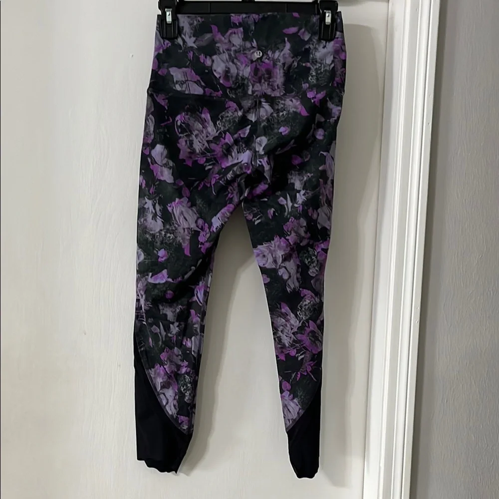 Lululemon Athletica Purple and Black Leggings with Mesh Detail - Picture 4 of 9